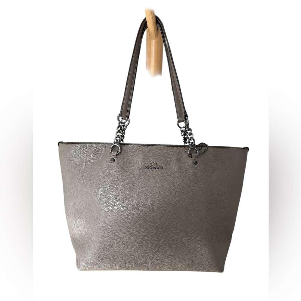 COACH Sophia Tote in Pebble Real
Leather - Immaculate Condition